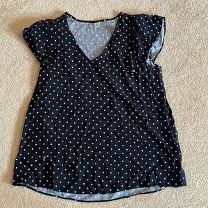 Women’s Medium Old Navy Black & White Polka Dot Ruffle Sleeve Blouse